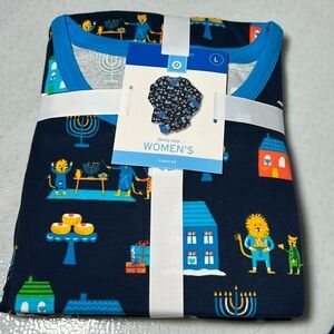 Women's HANUKKAH LIONS PRINT MATCHING FAMILY PAJAMA 2 PIECE SET 100% COTTON NWT